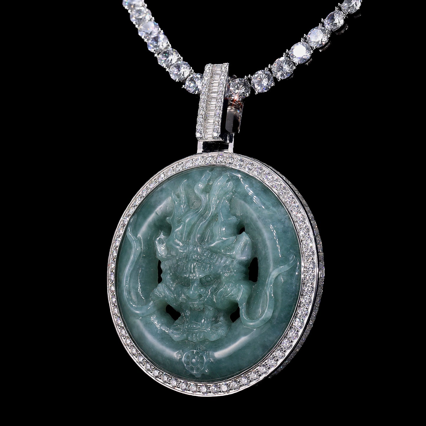 Round Ciecle Pendant Iced Out Dragon Jade Design