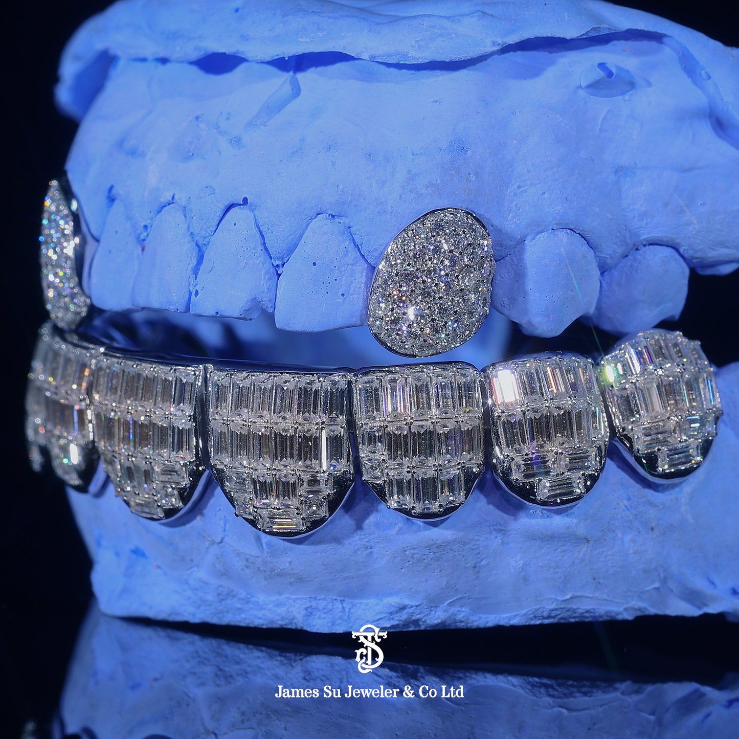 Custom Silver Men Grillz – Iced Out Baguette Diamond Teeth Jewelry
