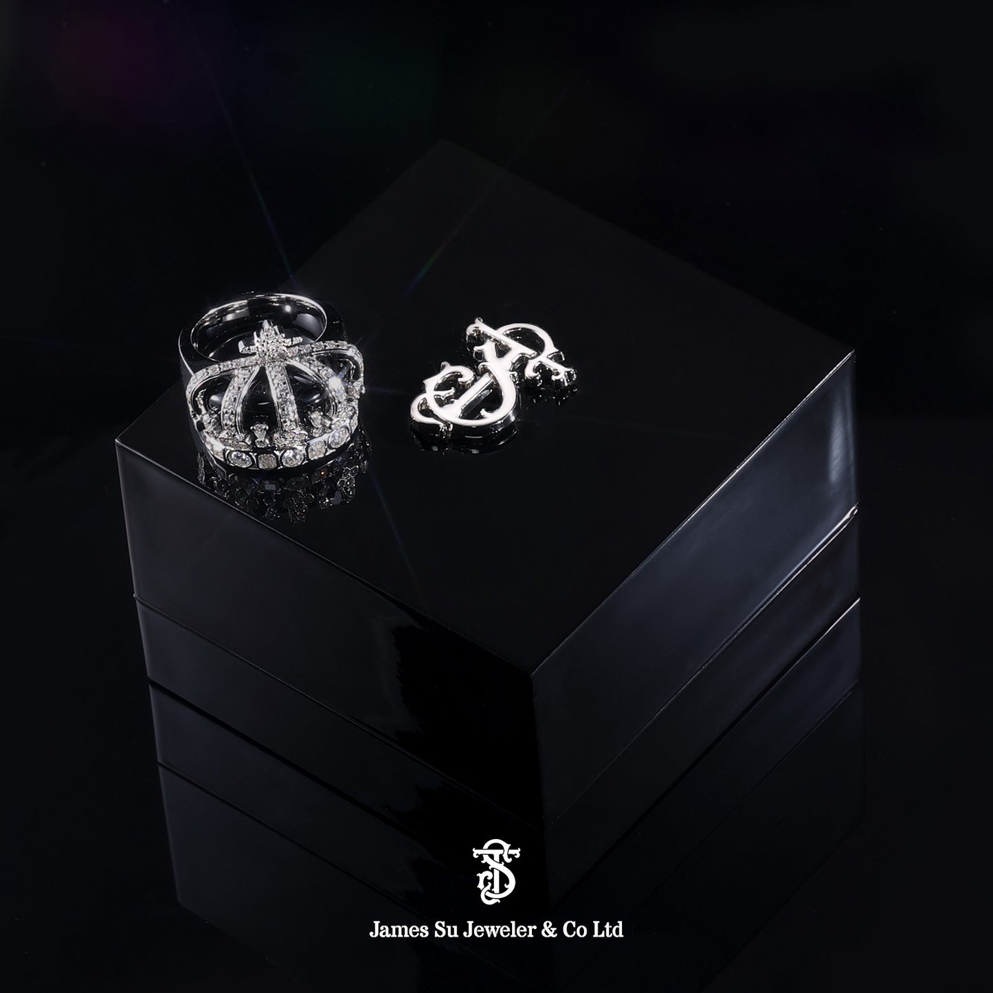 Iced Out Crown Ring – Hip Hop King Ring
