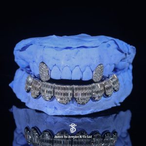 Custom Silver Men Grillz Iced Out Baguette Grillz